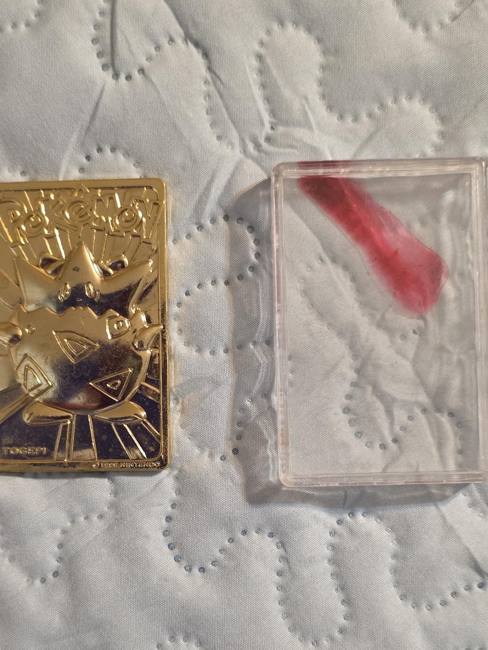 Pokemon Gold Togepi Collector Trading Card - Shiny Gold Tone - Picture 3 of 3